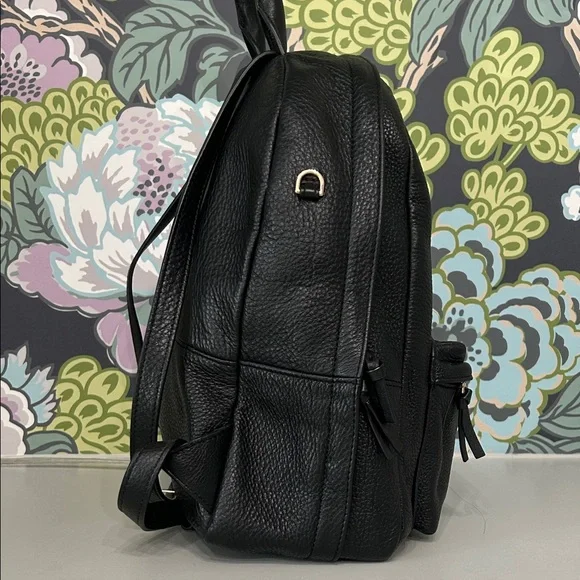 Tory Burch Black Full Size Pebbled Leather Backpack- Excellent! - Picture 2 of 9